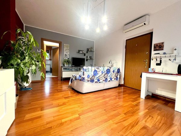 appartamento in vendita a Milano in zona Precotto