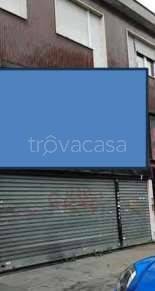 negozio in vendita a Milano in zona Crescenzago