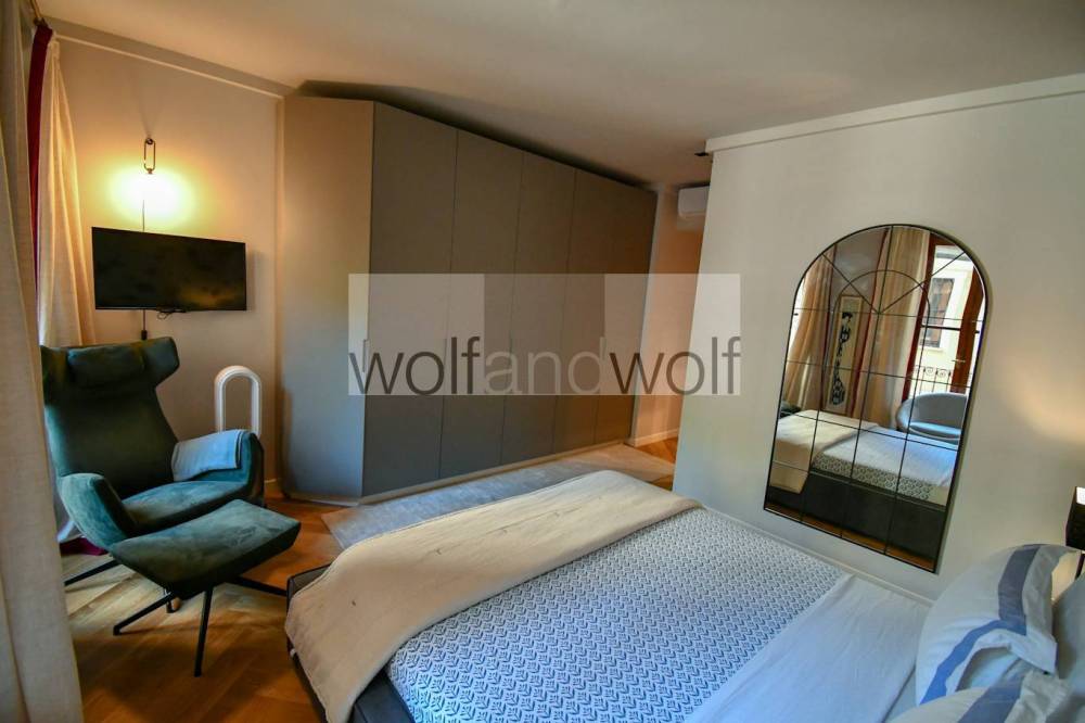 appartamento in vendita a Milano in zona Cadorna