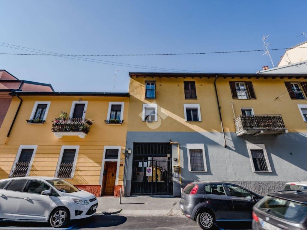 appartamento in vendita a Milano in zona Rogoredo