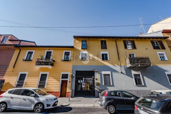 appartamento in vendita a Milano in zona Rogoredo
