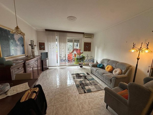 appartamento in vendita a Milano in zona Gallaratese