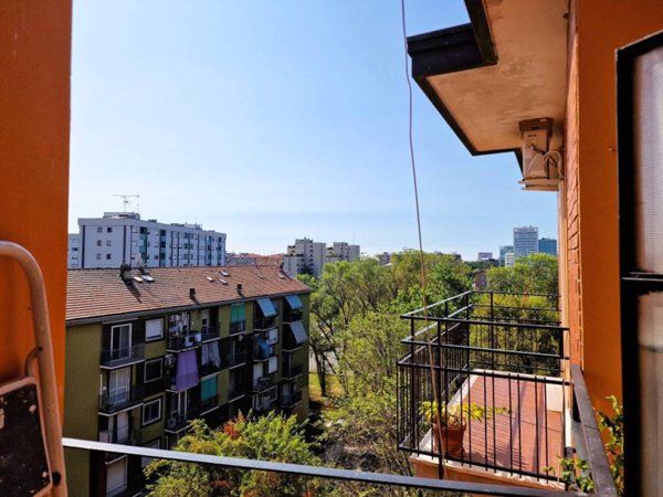 appartamento in vendita a Milano in zona Forze Armate