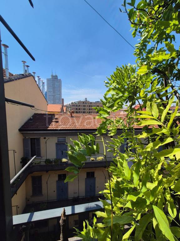 appartamento in vendita a Milano in zona Centro Direzionale