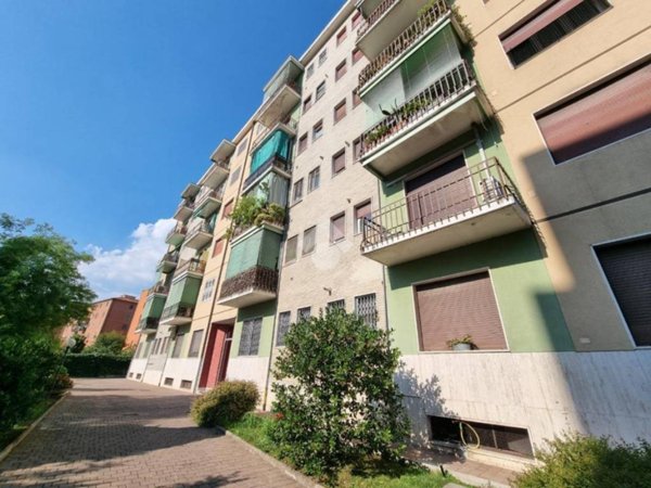appartamento in vendita a Milano in zona Baggio