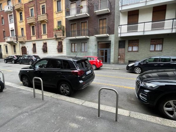 appartamento in vendita a Milano in zona Sempione