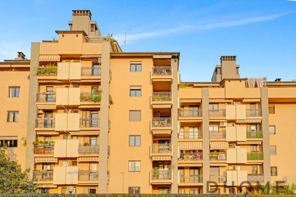 appartamento in vendita a Milano in zona Quarto Cagnino