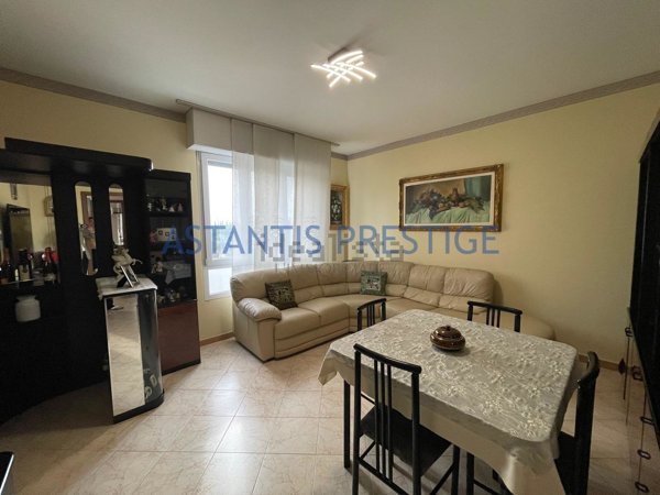 appartamento in vendita a Milano in zona Quartiere degli Olmi