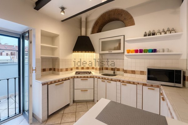 appartamento in vendita a Milano in zona Solari