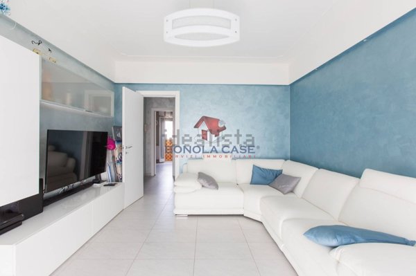 appartamento in vendita a Milano in zona Gallaratese