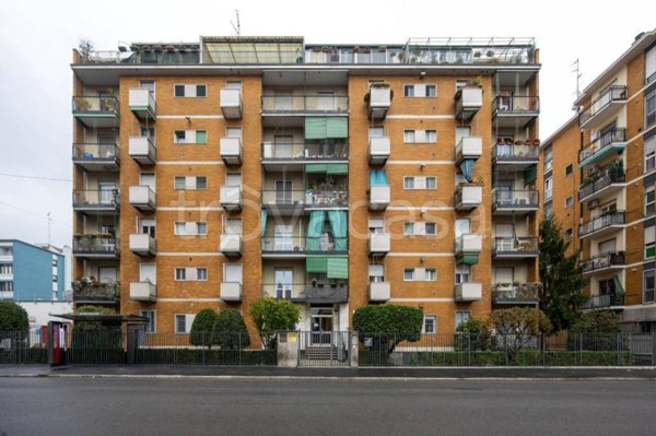 appartamento in vendita a Milano in zona Crescenzago