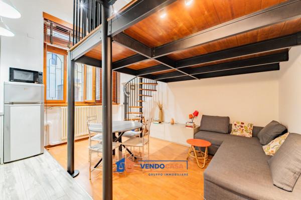 appartamento in vendita a Milano in zona Sempione