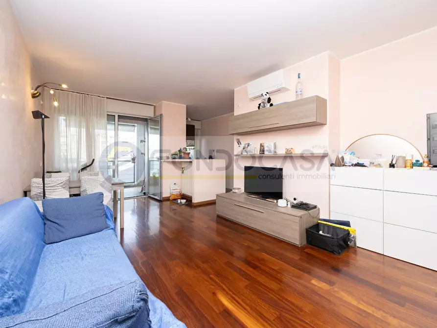 appartamento in vendita a Milano in zona Crescenzago