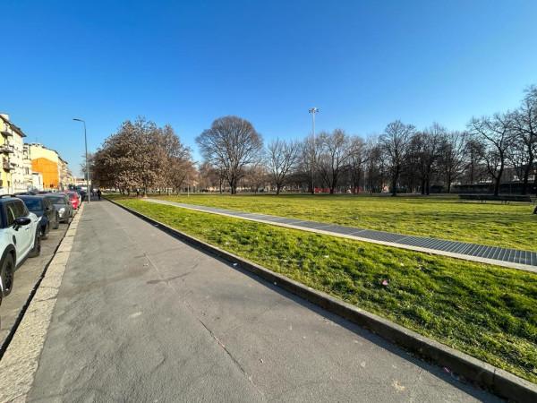 negozio in vendita a Milano in zona Bocconi