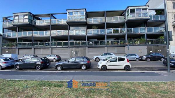 negozio in vendita a Milano in zona Bocconi