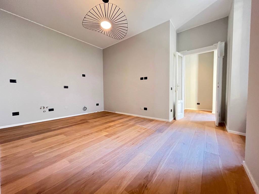appartamento in vendita a Milano in zona Isola
