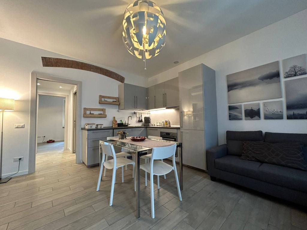 appartamento in vendita a Milano in zona Isola