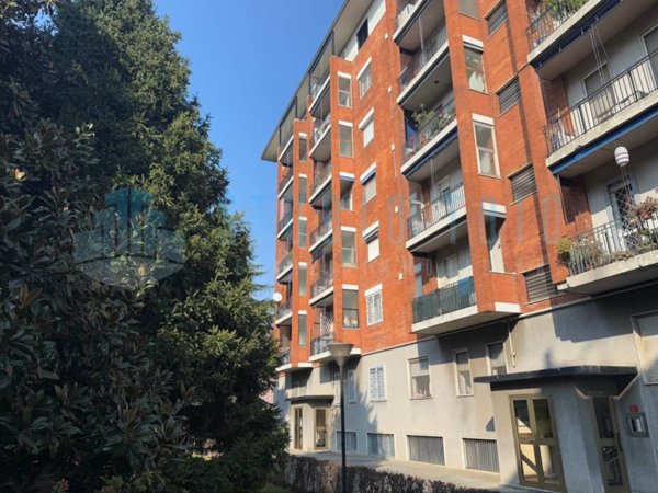appartamento in vendita a Milano in zona Crescenzago