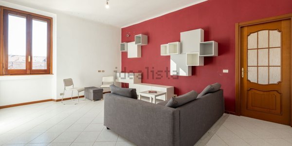 appartamento in vendita a Milano in zona Isola