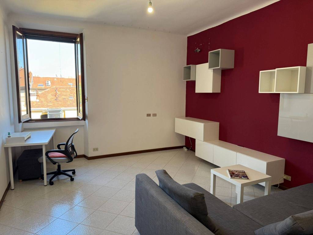 appartamento in vendita a Milano in zona Isola