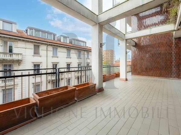 appartamento in vendita a Milano in zona Centro Direzionale