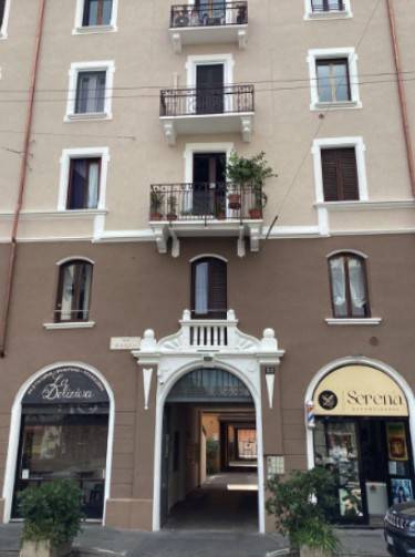 appartamento in vendita a Milano in zona Loreto
