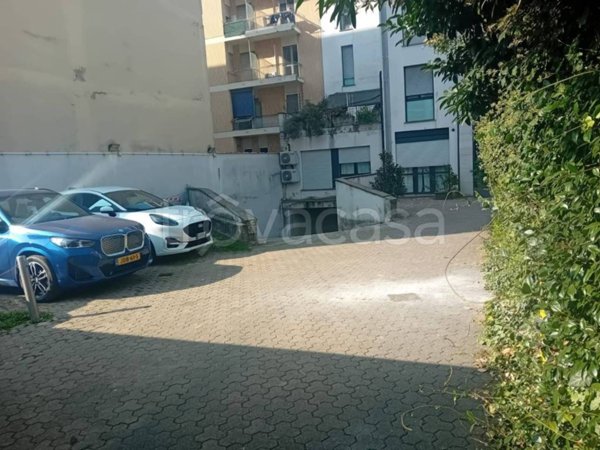 appartamento in vendita a Milano in zona Affori