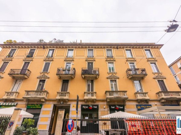 appartamento in vendita a Milano in zona Guastalla