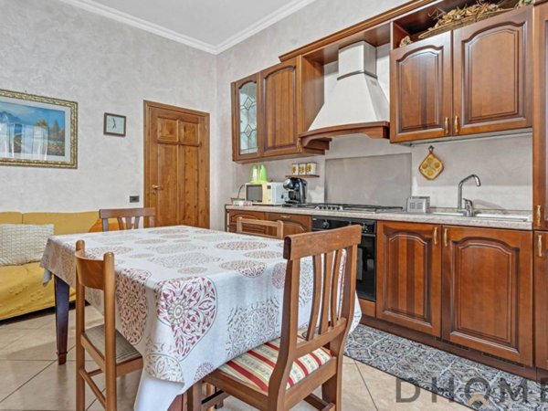 appartamento in vendita a Milano in zona Gratosoglio