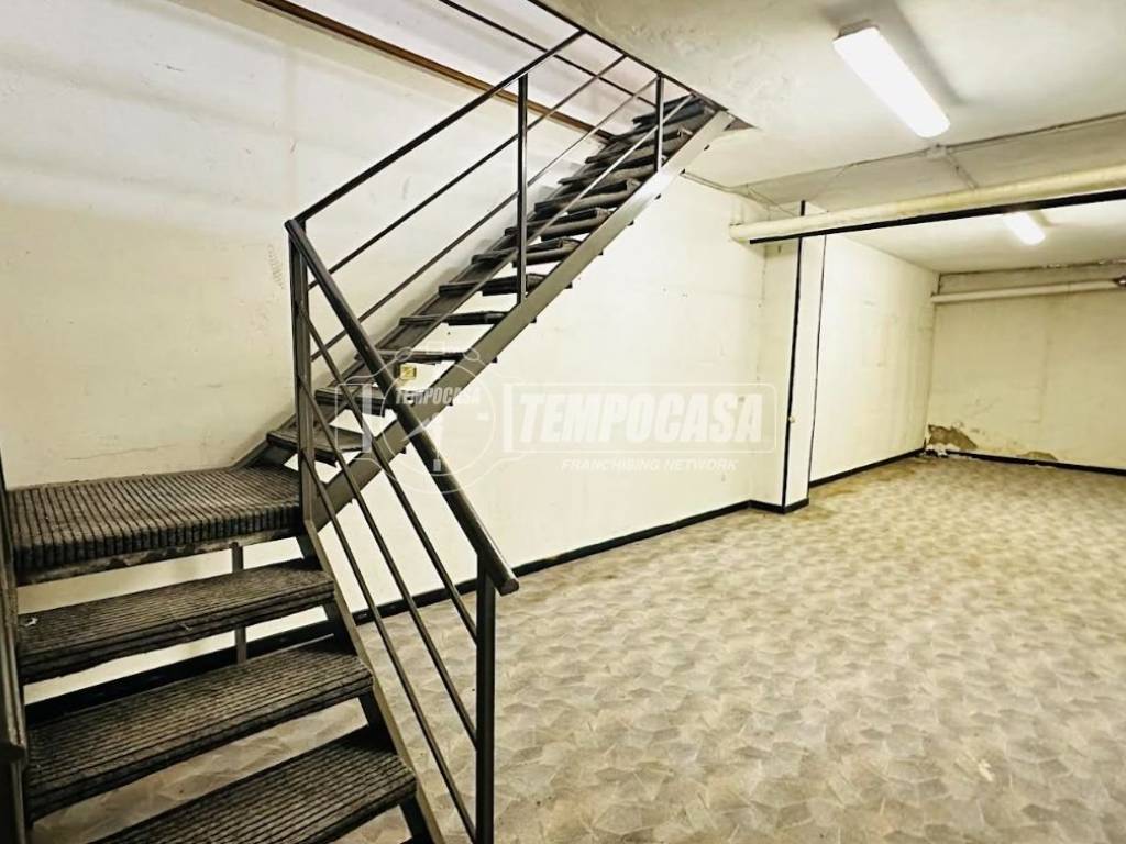 appartamento in vendita a Milano in zona Stazione Centrale