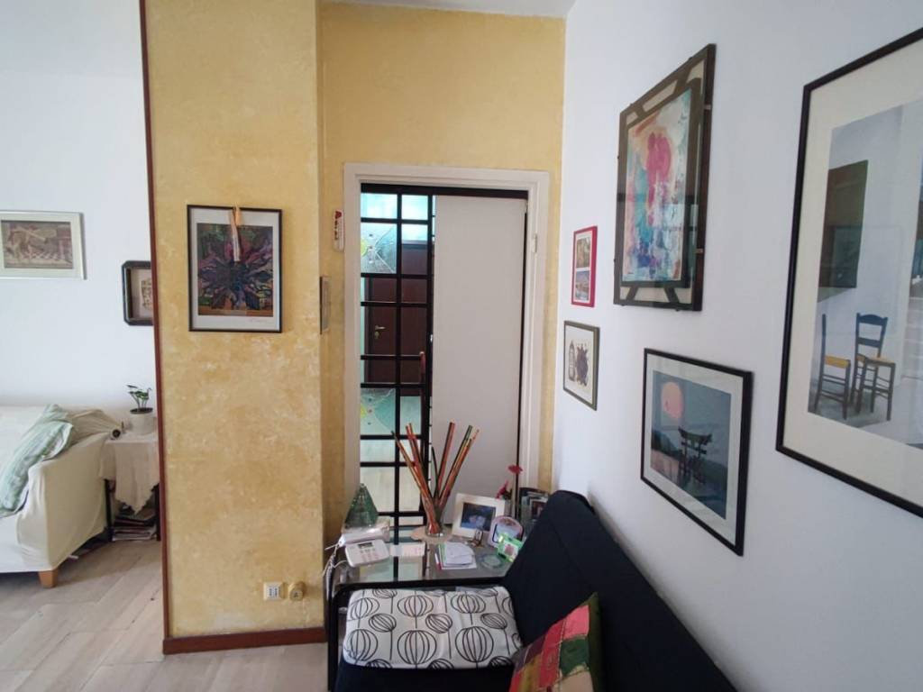 appartamento in vendita a Milano in zona Piazzale Lodi