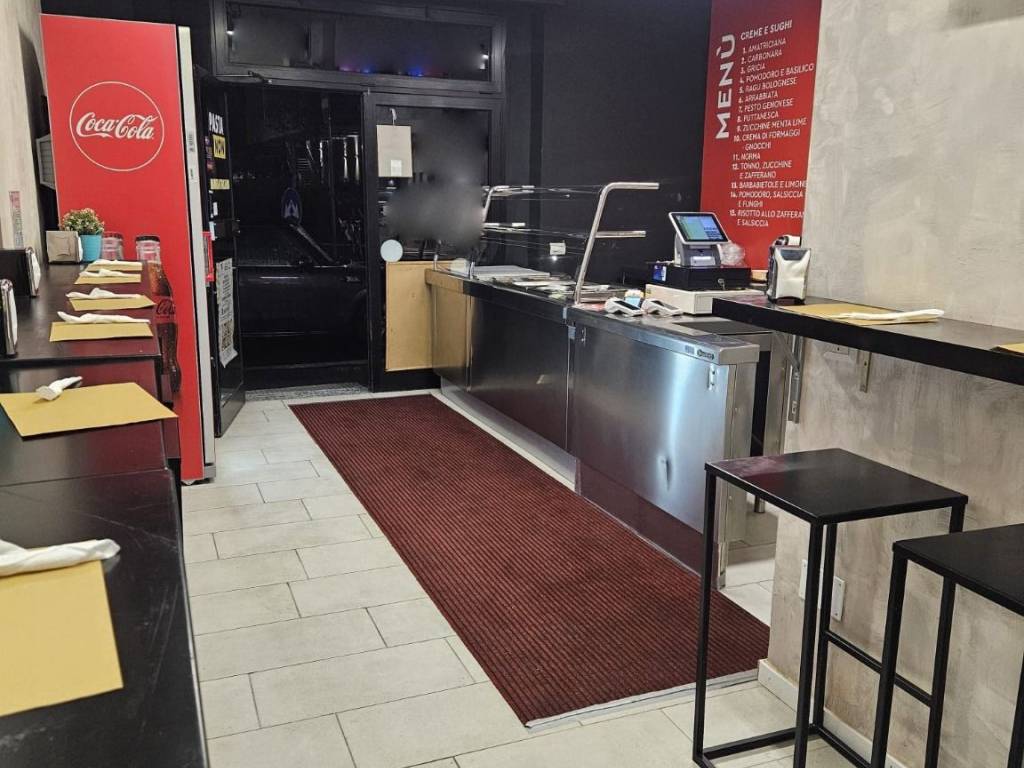 negozio in vendita a Milano in zona Villapizzone