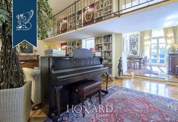 casa indipendente in vendita a Milano in zona Porta Nuova