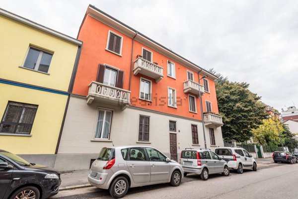 appartamento in vendita a Milano in zona Crescenzago