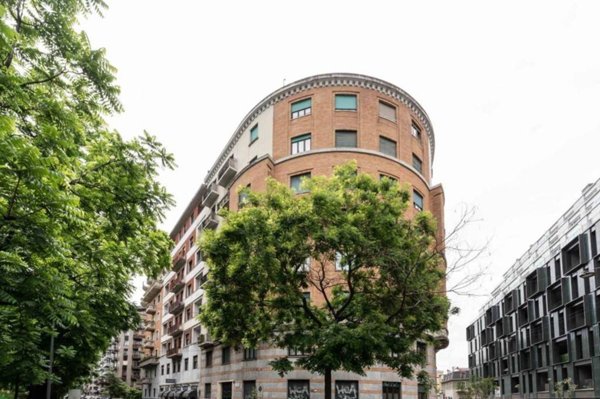 ufficio in vendita a Milano in zona Città Studi