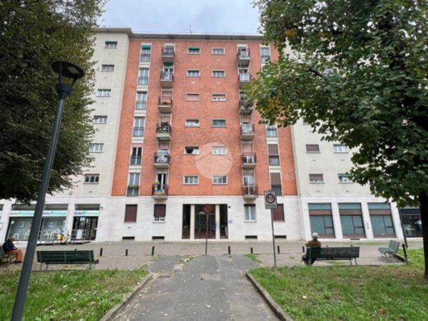 appartamento in vendita a Milano in zona Dergano