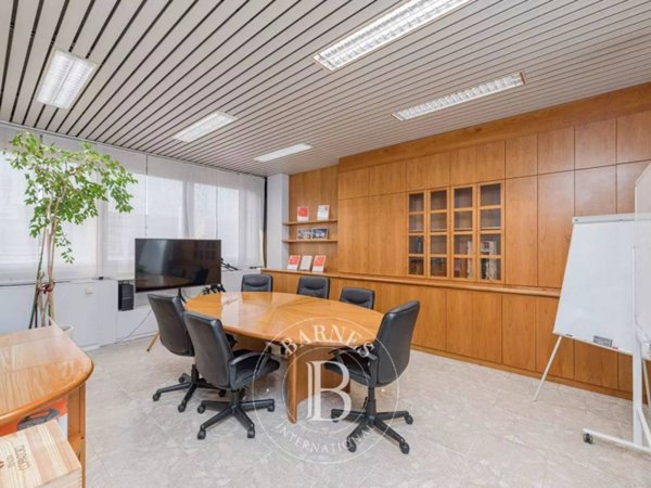 ufficio in vendita a Milano in zona San Siro