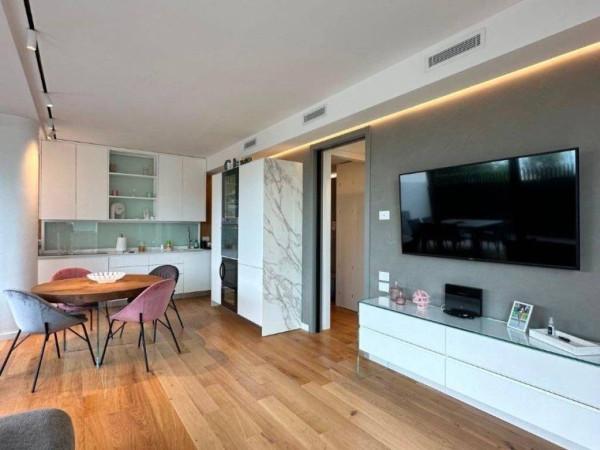 appartamento in vendita a Milano in zona Stadera