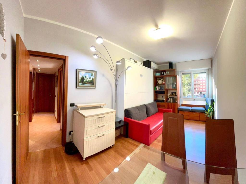 appartamento in vendita a Milano in zona Città Studi