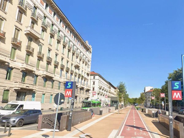 intera palazzina in vendita a Milano in zona Porta Venezia