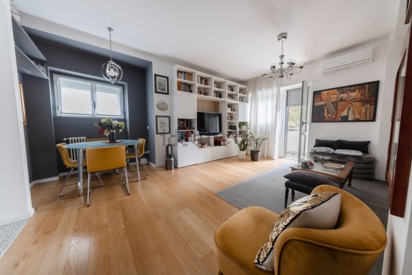 appartamento in vendita a Milano in zona Lorenteggio