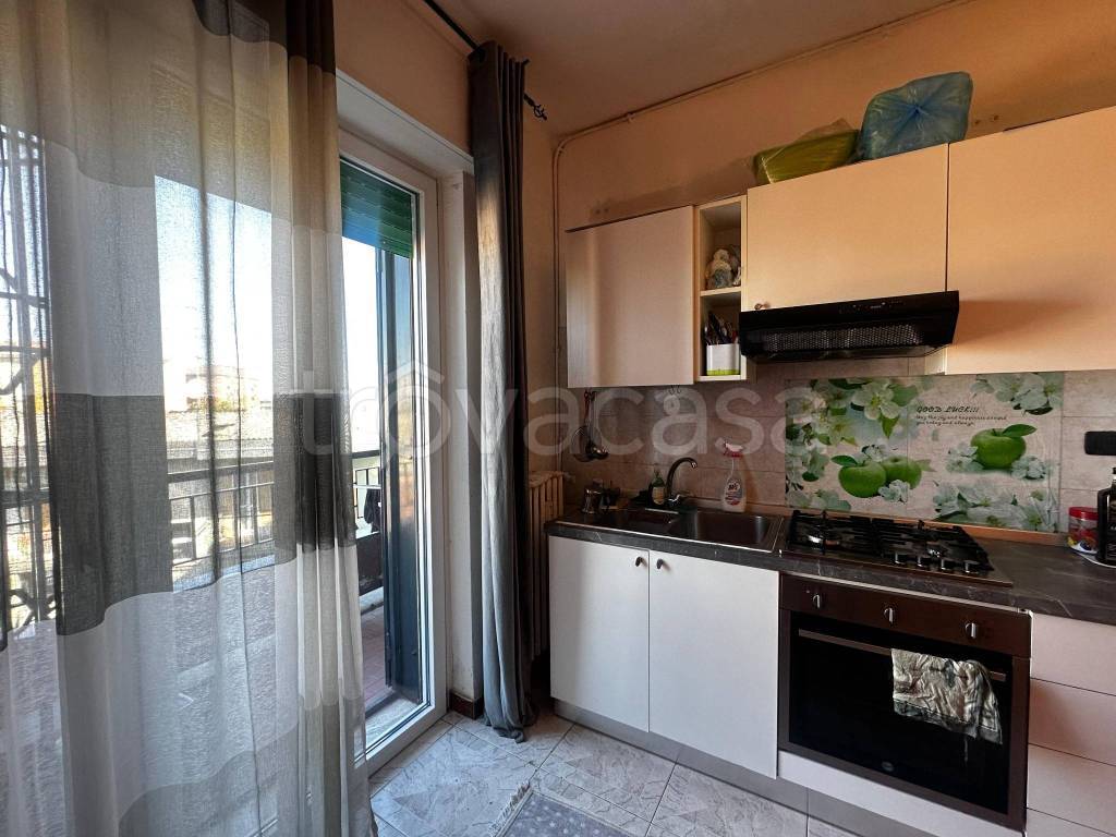 appartamento in vendita a Milano in zona Crescenzago