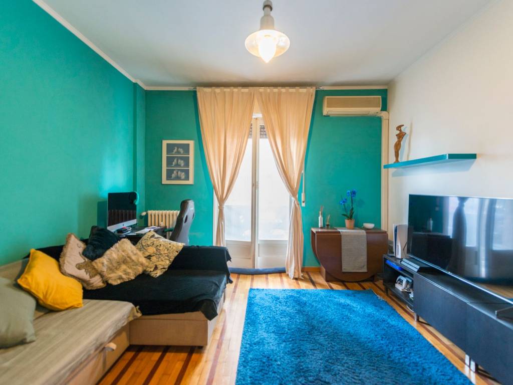appartamento in vendita a Milano in zona Città Studi