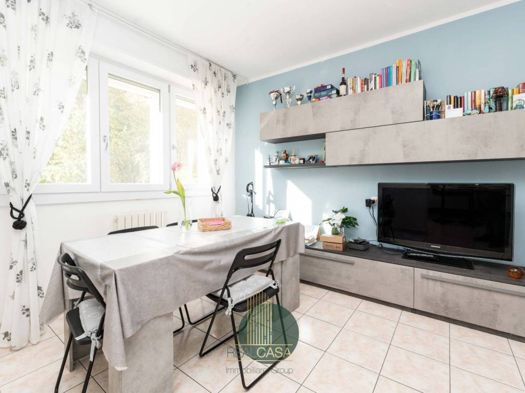 appartamento in vendita a Milano in zona Rogoredo