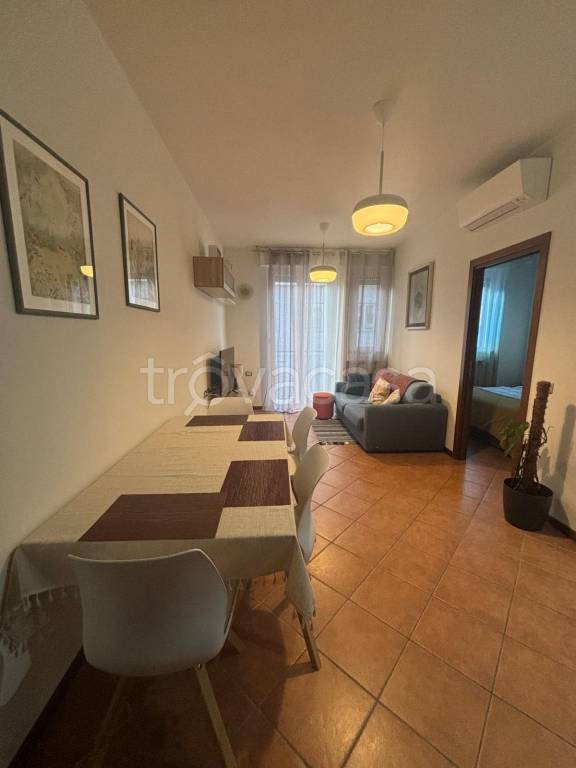 appartamento in vendita a Milano in zona Rogoredo