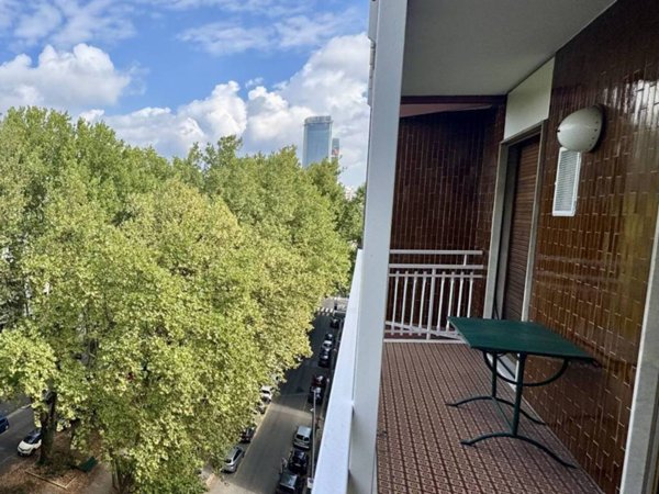 appartamento in vendita a Milano in zona Il Portello