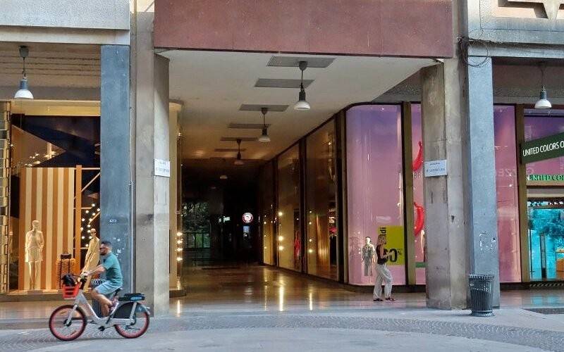 negozio in vendita a Milano