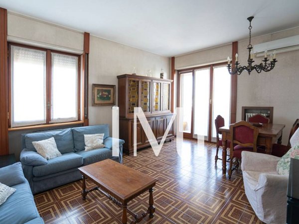 appartamento in vendita a Milano in zona Corvetto