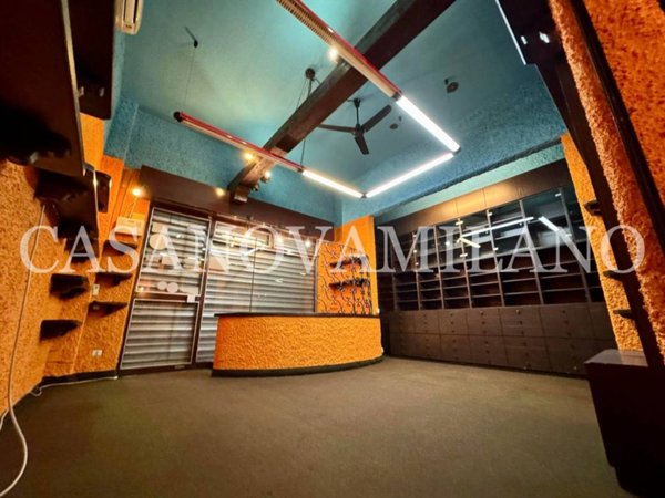 negozio in vendita a Milano in zona Bicocca