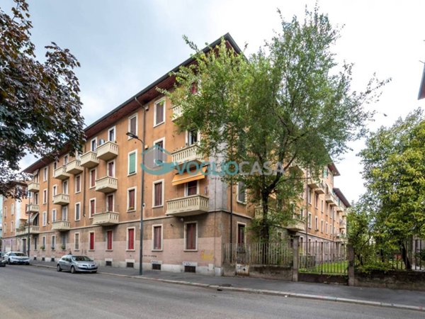 appartamento in vendita a Milano in zona Ghisolfa
